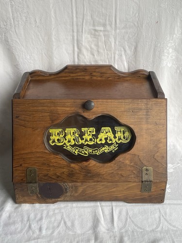 Vintage wooden bread box - wooden,